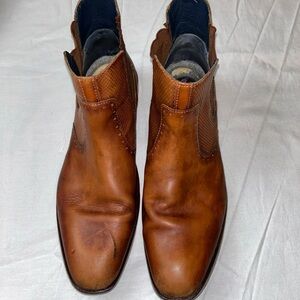 Elegant Tan Leather Men's Boots